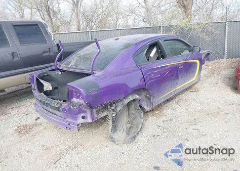 2013 Dodge Charger Srt8 Super Bee из США, поврежденный, VIN 2C3CDXGJ2DH672530